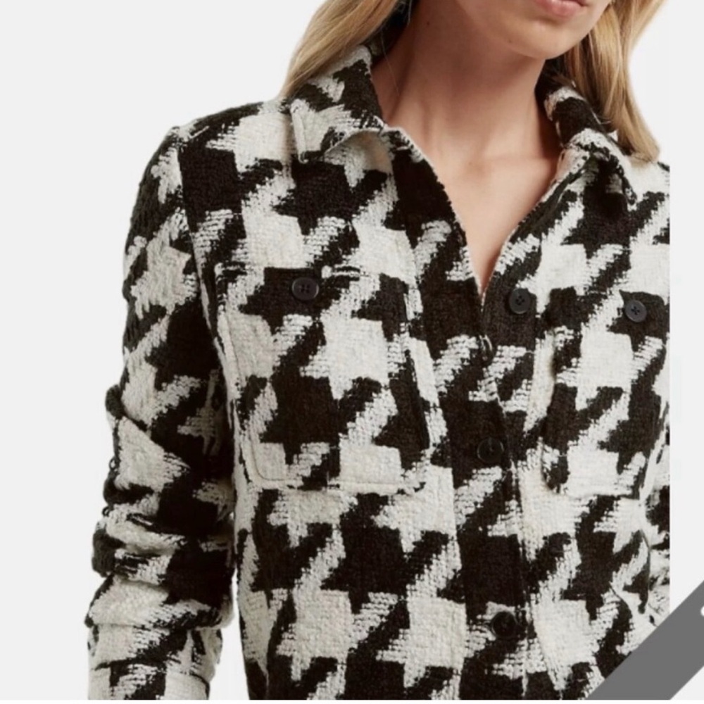 Express Women's Black and White Houndstooth Shacket